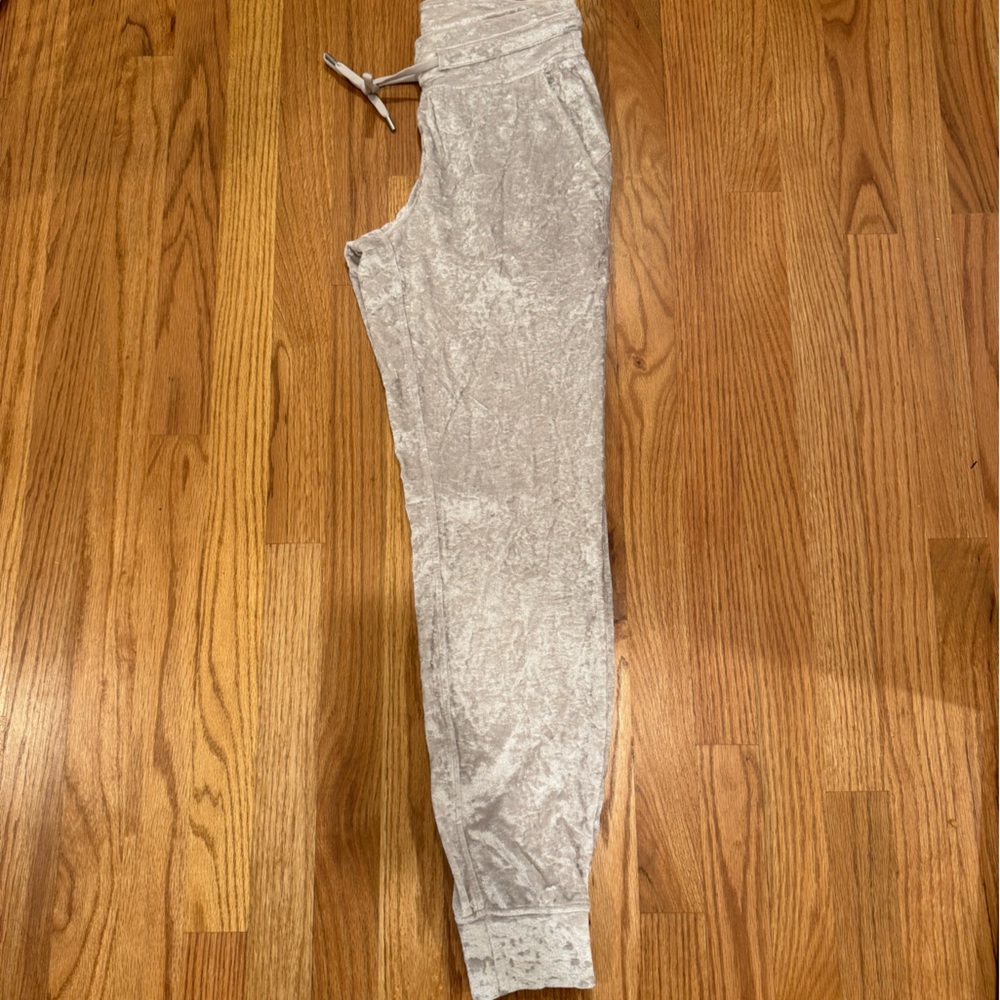 Lululemon sweat pants